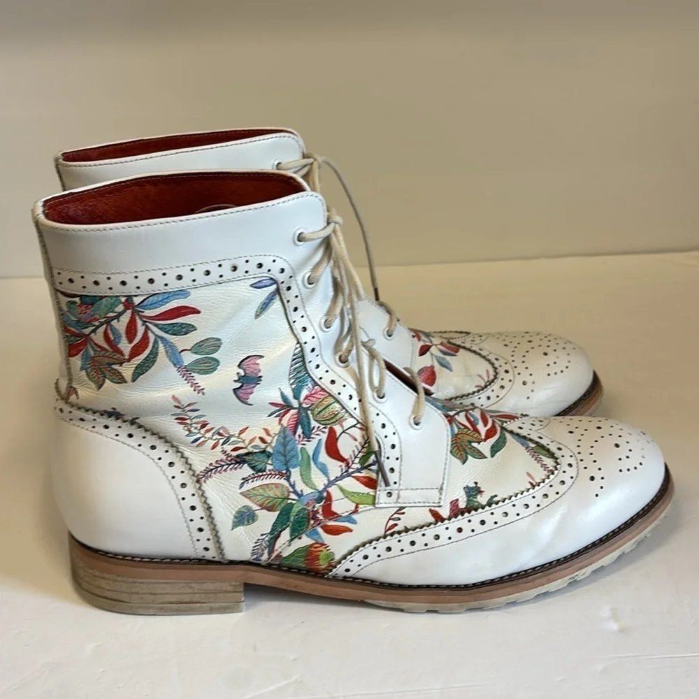 Colorsty White Leather Floral Brogue Lace Up Boots